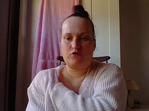 Snapshot of _squirty_cum_lady_ chatting on 03.10.25 squirty cum lady online show from 03.10.25