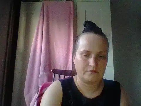 Snapshot of _squirty_cum_lady_ chatting on 03.10.25 squirty cum lady online show from 03.10.25