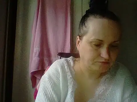 Snapshot of _squirty_cum_lady_ chatting on 03.11.25 squirty cum lady online show from 03.11.25
