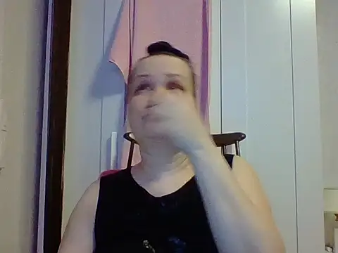 Snapshot of _squirty_cum_lady_ chatting on 03.15.25 squirty cum lady online show from 03.15.25