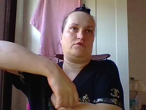 Snapshot of _squirty_cum_lady_ chatting on 03.17.25 squirty cum lady online show from 03.17.25