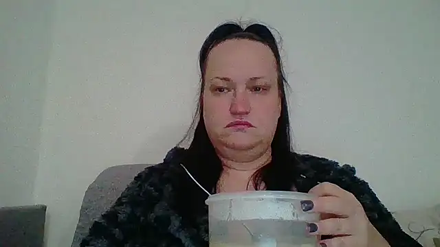  squirty cum lady  online show from 10.18.25