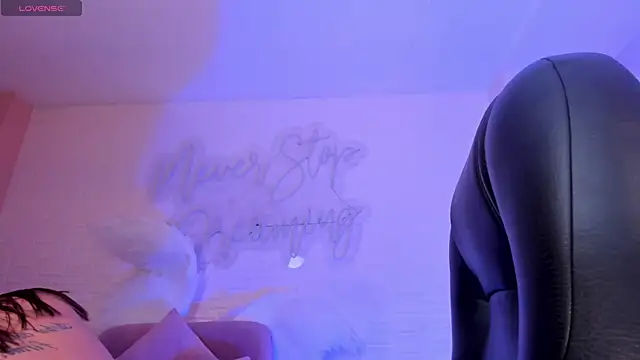 AllyJensen online show from 02.09.25