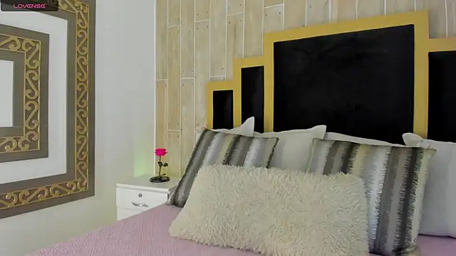 Snapshot of TamyHoney chatting on 01.30.25 TamyHoney online show from 01.30.25