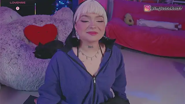 sensualkattt online show from 12.14.25