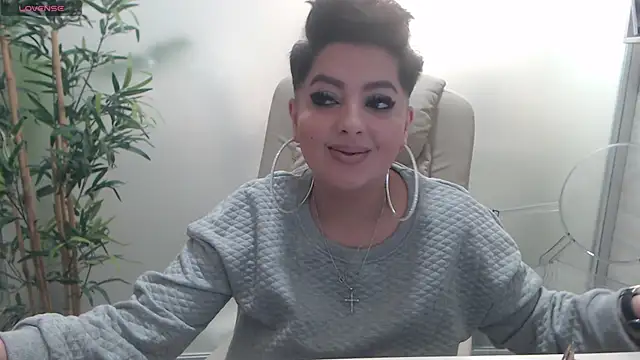 BustyAllyy online show from 12.25.24