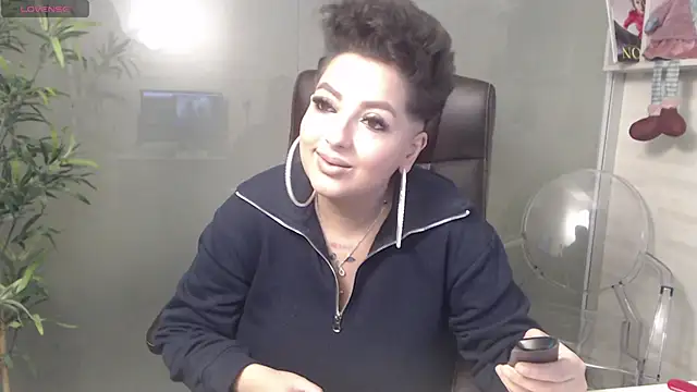 BustyAllyy online show from 12.28.24