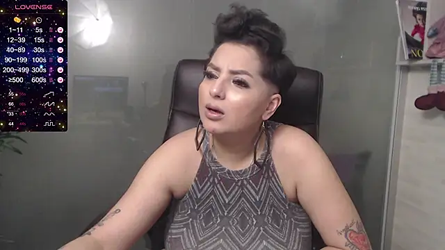 BustyAllyy online show from 01.05.25