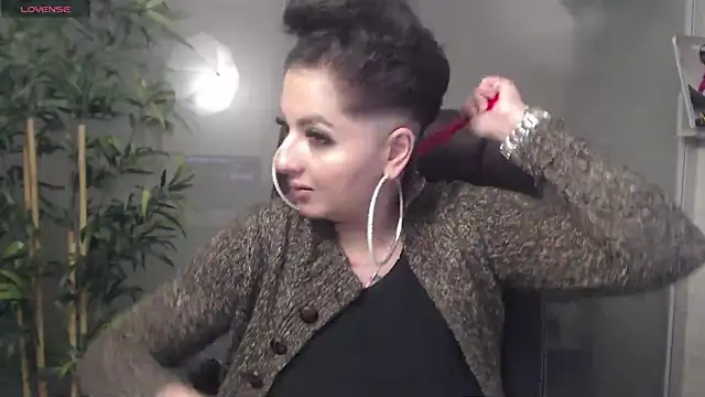 BustyAllyy online show from 01.14.25
