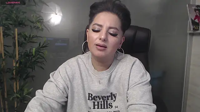 BustyAllyy online show from 01.15.25