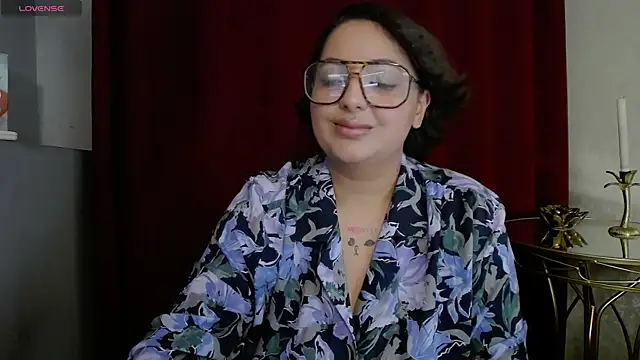 BustyAllyy online show from 11.06.25