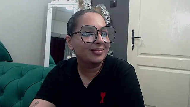 Snapshot of BustyAllyy chatting on 03.08.26 BustyAllyy online show from 03.08.26