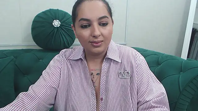 Snapshot of BustyAllyy chatting on 03.27.26 BustyAllyy online show from 03.27.26