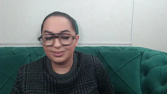 Snapshot of BustyAllyy chatting on 04.10.26 BustyAllyy online show from 04.10.26