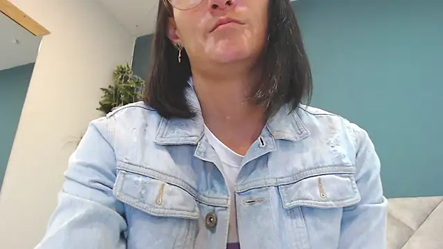 SharisWillian online show from 05.13.26