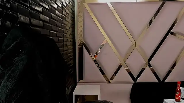 DaianaLutz online show from 11.22.25