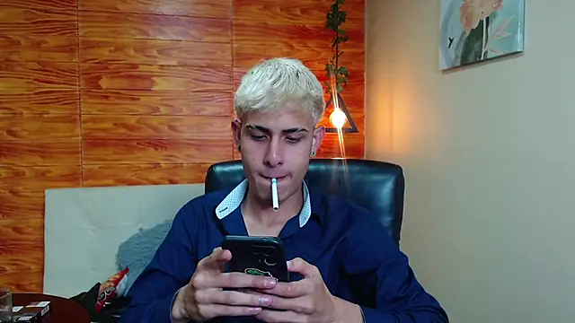 Bastiaan 28 online show from 12.12.24