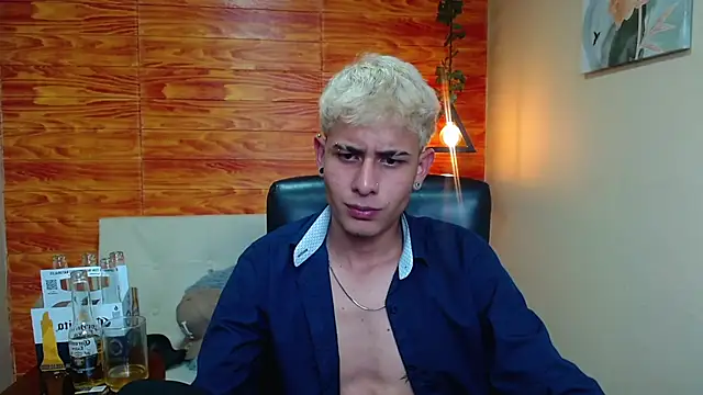 Bastiaan 28 online show from 12.12.24