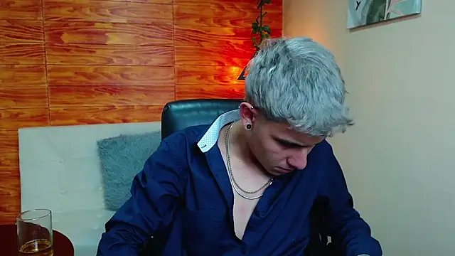 Bastiaan 28 online show from 12.19.24