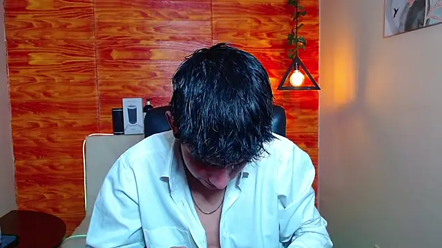 Bastiaan 28 online show from 01.20.25