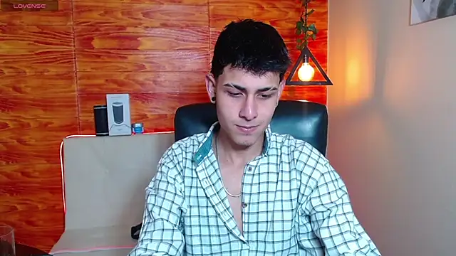 Bastiaan 28 online show from 01.25.25