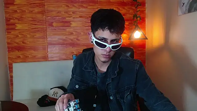 Bastiaan 28 online show from 03.03.25