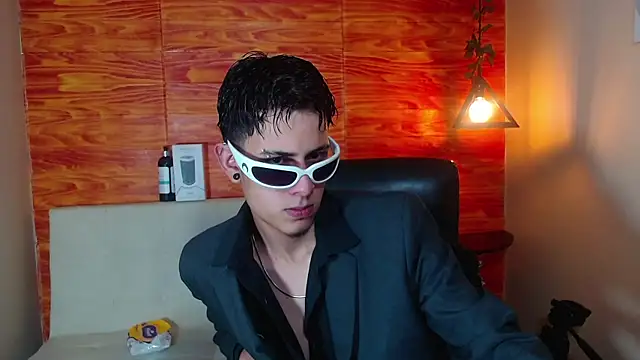 Bastiaan 28 online show from 03.04.25