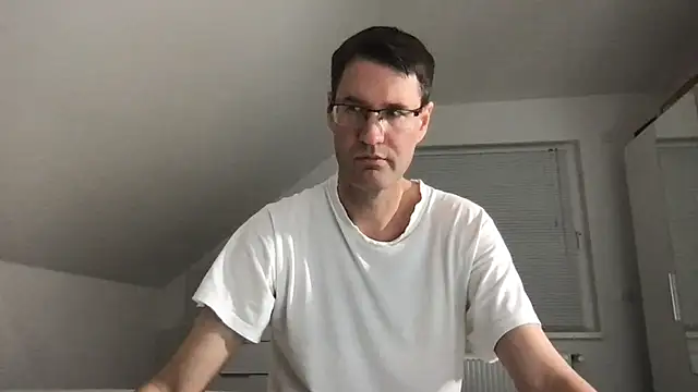 zxzx cam1 online show from 12.20.24