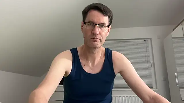 Snapshot of zxzx_cam1 chatting on 03.03.26 zxzx cam1 online show from 03.03.26