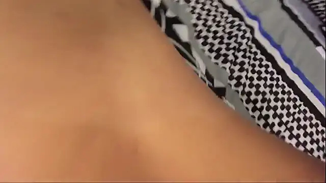 Snapshot of Valentine_petite1 chatting on 10.13.25 Valentine petite1 online show from 10.13.25