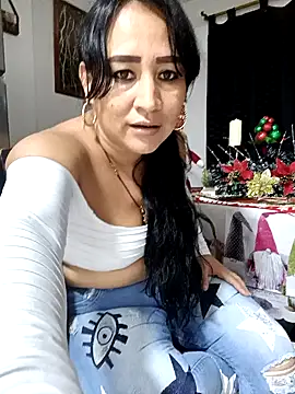 alondraabrown online show from 12.03.24