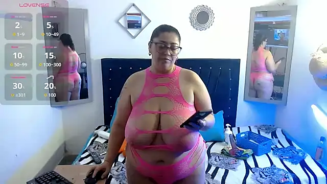 bubis laru53 online show from 10.20.25