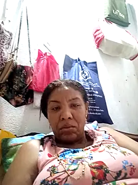 Surreyaa online show from 10.25.25