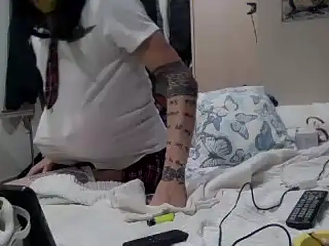 Kamaleonix online show from 12.22.24