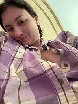 Snapshot of MilfyMrsRobinson chatting on 01.24.25 MilfyMrsRobinson online show from 01.24.25