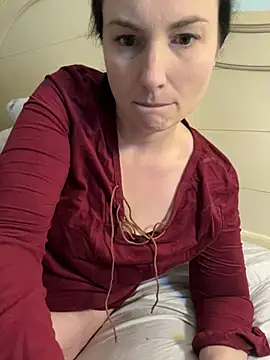Snapshot of MilfyMrsRobinson chatting on 01.25.25 MilfyMrsRobinson online show from 01.25.25