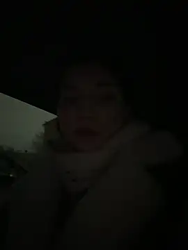Snapshot of MooonReal chatting on 01.22.25 MooonReal online show from 01.22.25