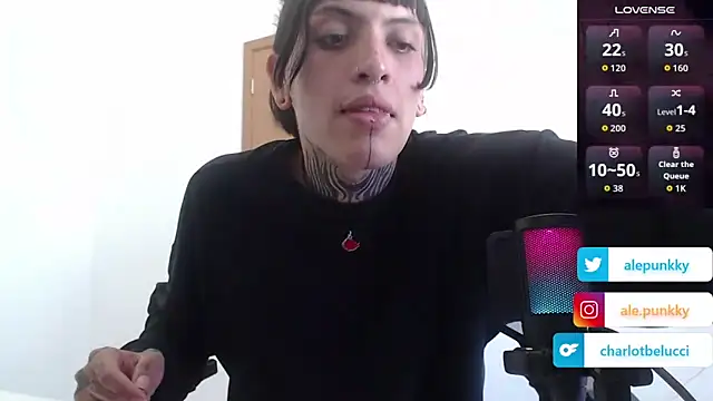 charlotbelucci  online show from 10.03.25