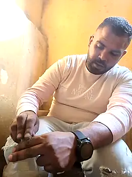 ListedLoin online show from 01.07.25