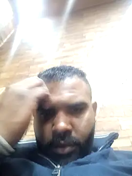 ListedLoin online show from 01.08.25