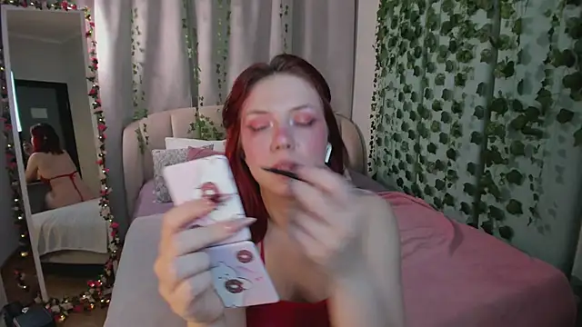 Love is Lola online show from 01.10.26