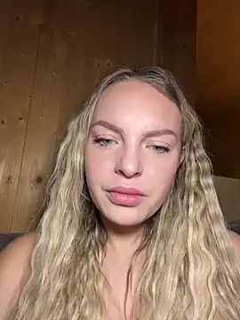 ChiaraVixen online show from 12.09.24