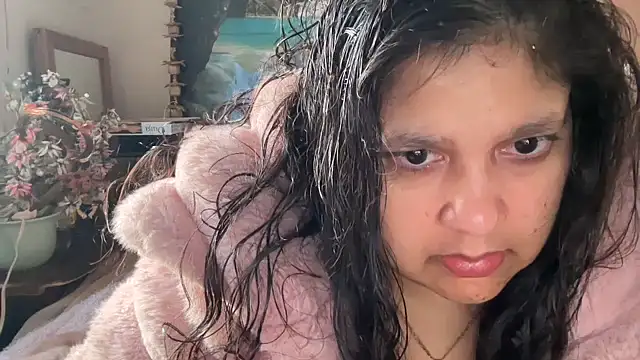 Snapshot of MelanieFawker chatting on 10.04.25 MelanieFawker online show from 10.04.25