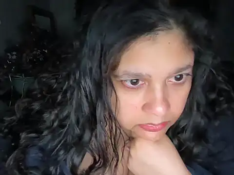 Snapshot of MelanieFawker chatting on 10.21.25 MelanieFawker online show from 10.21.25