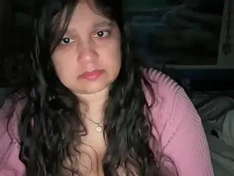 Snapshot of MelanieFawker chatting on 10.29.25 MelanieFawker online show from 10.29.25