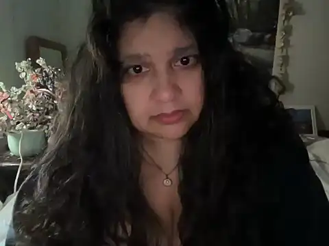 MelanieFawker online show from 11.28.25