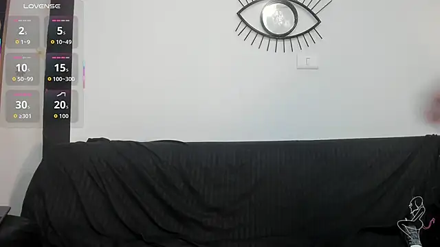 EmilyGomezLS online show from 12.04.25