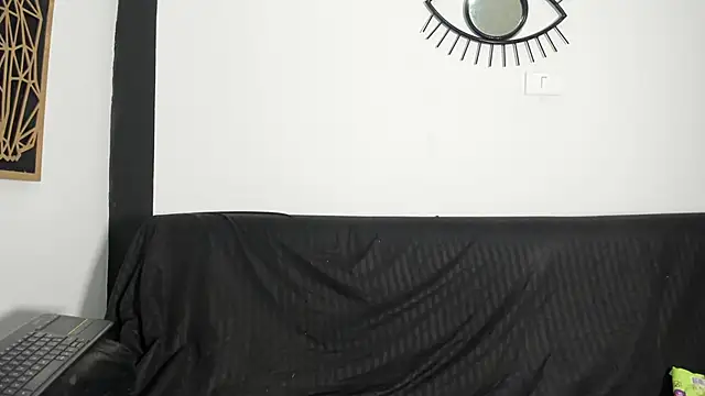 EmilyGomezLS online show from 04.08.26