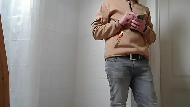 maxmueller321 online show from 02.25.25