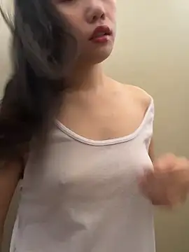 Eliza-E online show from 12.17.25